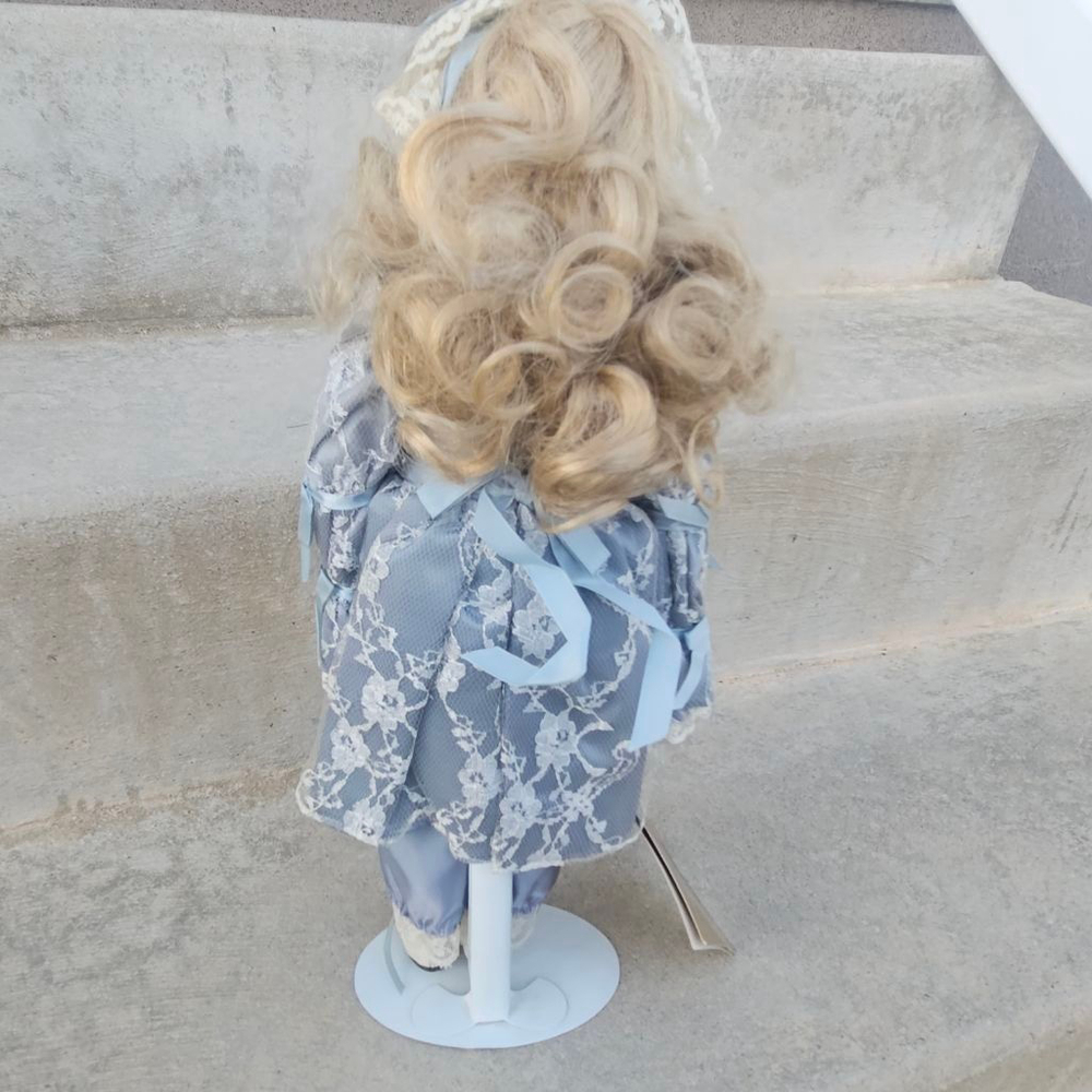 Girls Seymour Mann Blue & White Porcelain Doll One Size, Approximately 15" Tall - Picture 7 of 9